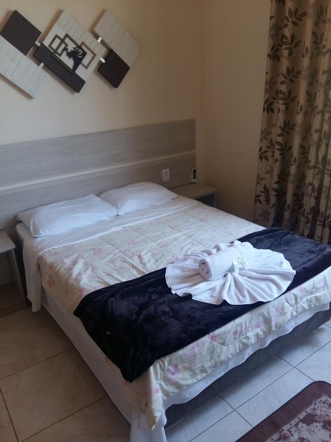 פנייה Hotel Rochamar מראה חיצוני תמונה